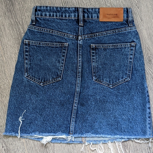 Jean skirt - Picture 2 of 3